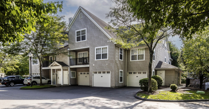 Riverwood at New Canaan Riverwood at New Canaan